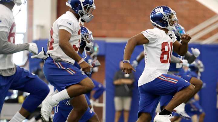 KICKING OFF: Victor Cruz back, looking to make Giants roster