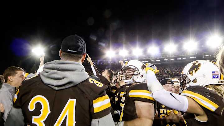 Wyoming football sees resurgence under Bohl Wyoming football sees resurgence under Bohl
