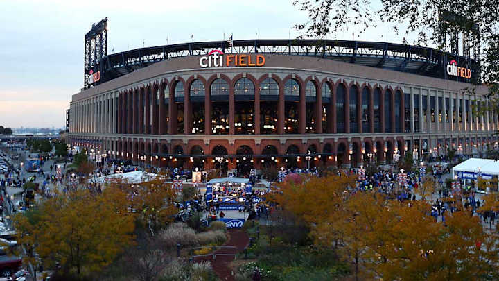 Report: Islanders exploring move to Queens