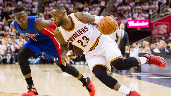 LeBron avoiding war of words with Pistons coach