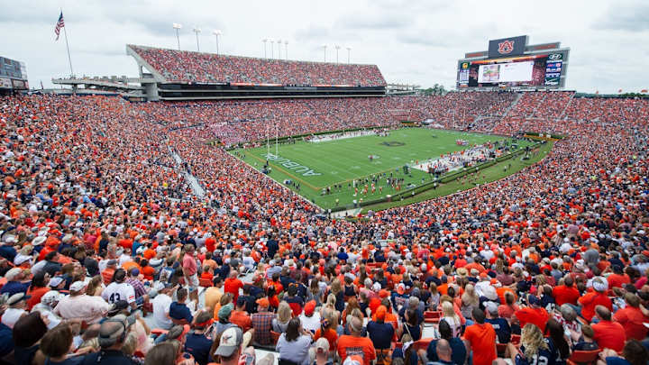 Four Auburn players arrested for possession of marijuana Four Auburn players arrested for possession of marijuana