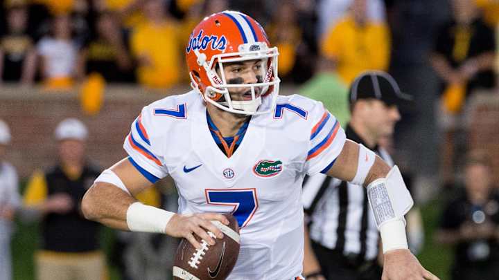 Suspended Florida QB Grier transfers to West Virginia