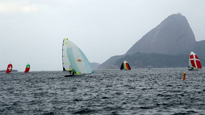 Brazilian sailors looking to shine on polluted Guanabara Bay Brazilian sailors looking to shine on polluted Guanabara Bay