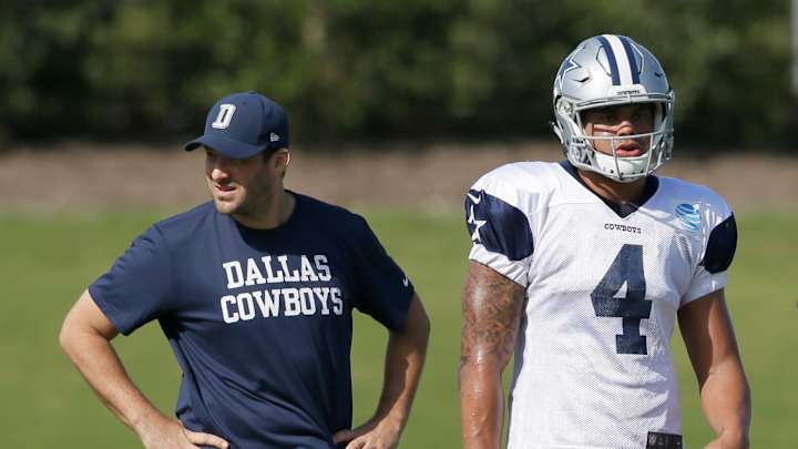 Eagles' Wentz, Cowboys' Prescott set for rookie QB showcase