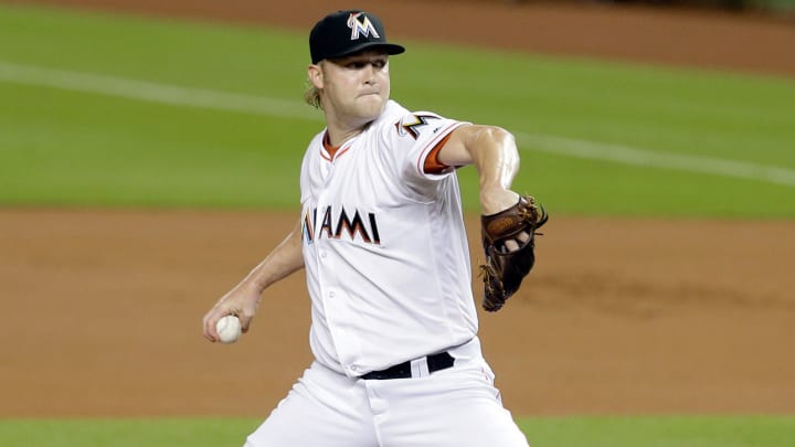 Rangers, P Cashner finalize $10 million, one-year deal