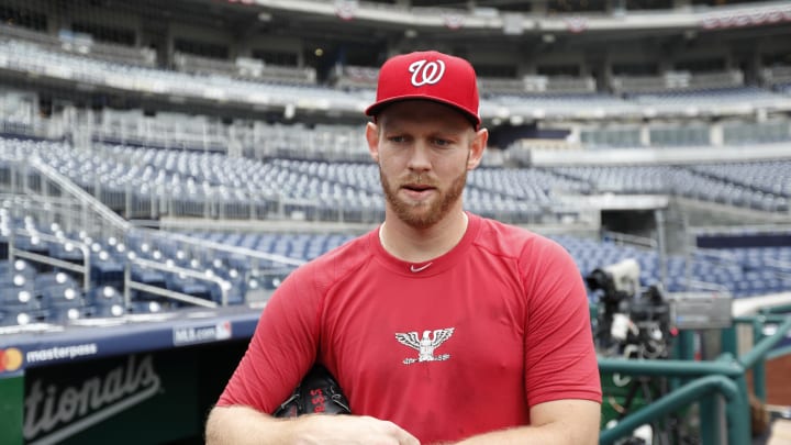 Strasburg has 'discomfort' in right elbow in bullpen session