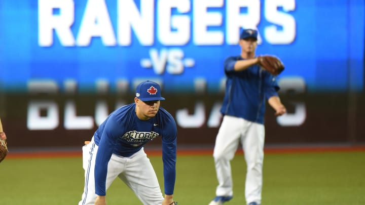 Blue Jays turn to Sanchez in search of sweep over Rangers