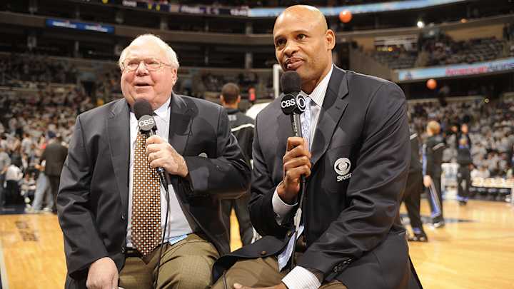 Verne Lundquist will no longer call SEC football games after 2016 season