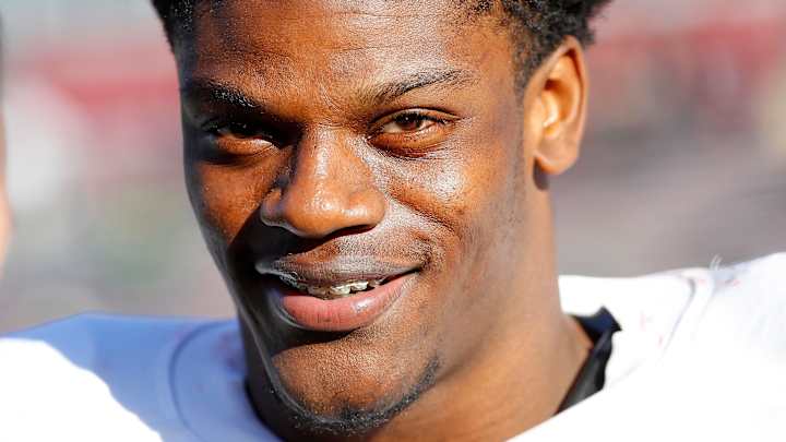 Louisville's Jackson: Gesture was 'zip it,' not throat slash