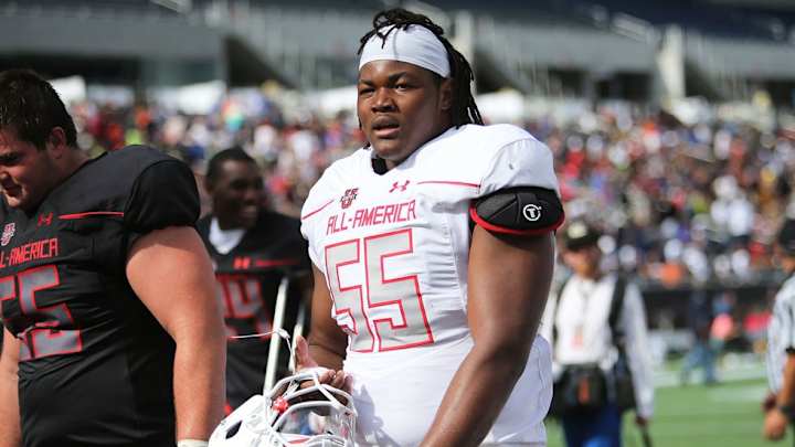 Follow SI and Scout.com for all your live National Signing Day 2016 recruiting coverage and analysis