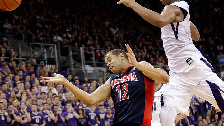 Anderson leads No. 23 Arizona past Washington 77-72 Anderson leads No. 23 Arizona past Washington 77-72