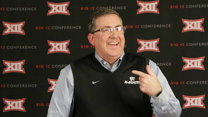 Washington State president, AD to meet with police chief