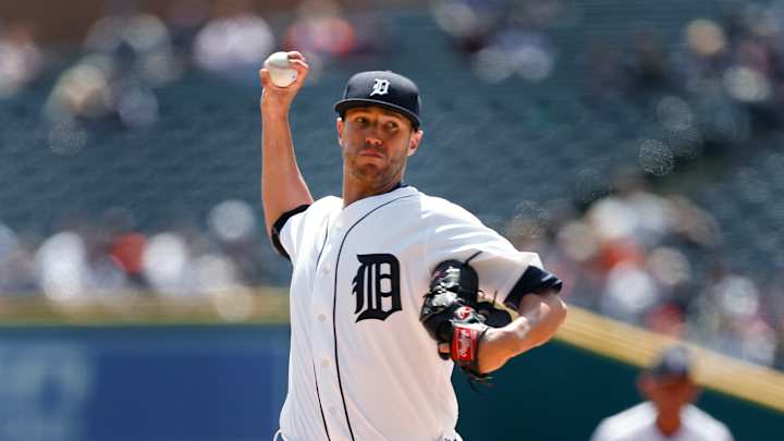 Tigers RHP Greene leaves start with apparent hand problem