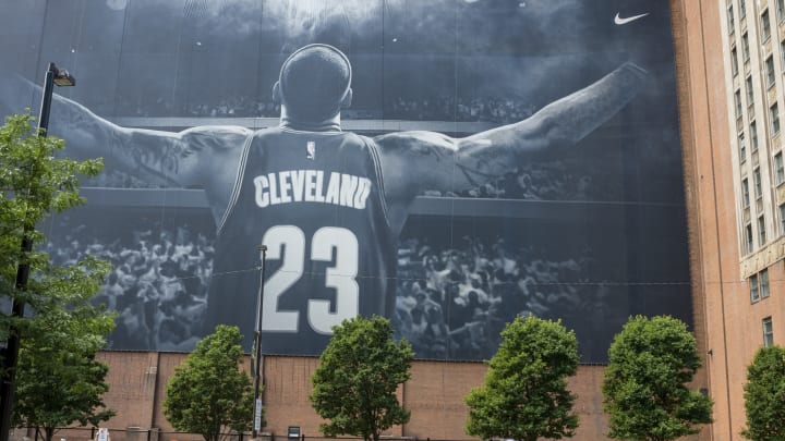 Sports Illustrated’s 10 best stories on LeBron James