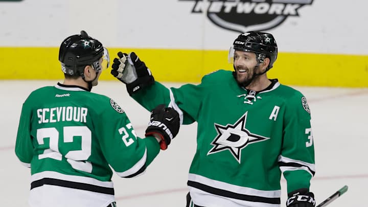 Nichushkin scores on 21st birthday, Stars beat Devils 4-2