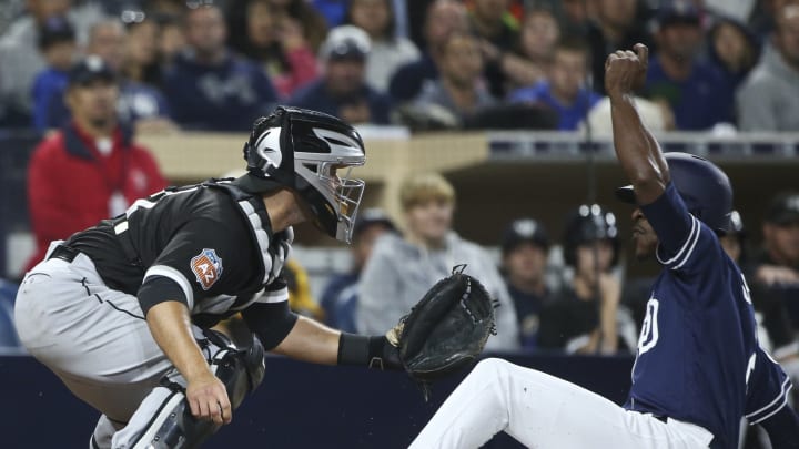 Sands earns roster spot, singles in go-ahead run for ChiSox