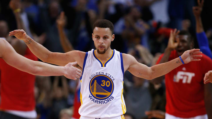 Curry's triple-double leads Warriors to win in Kerr's return