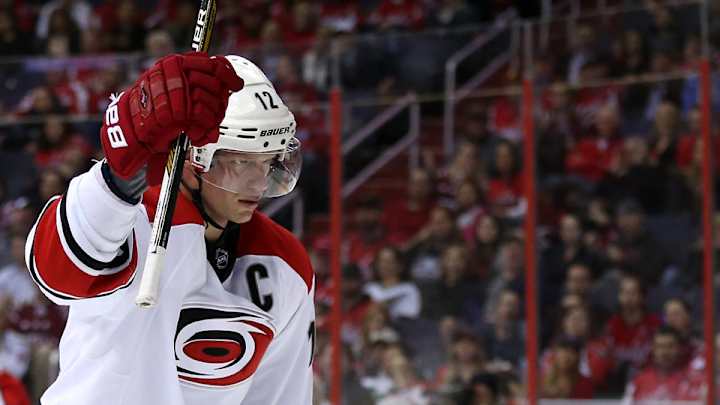 NHL rumors: Latest buzz, news at the trade deadline