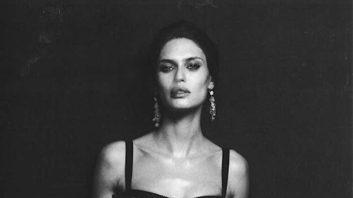 Tuesday’s P.M. Hot Clicks: Bianca Balti; Tim Tebow’s smartest teammate