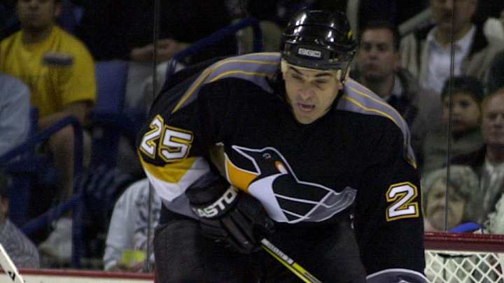 Ex-NHL player Stevens pleads guilty in drug conspiracy