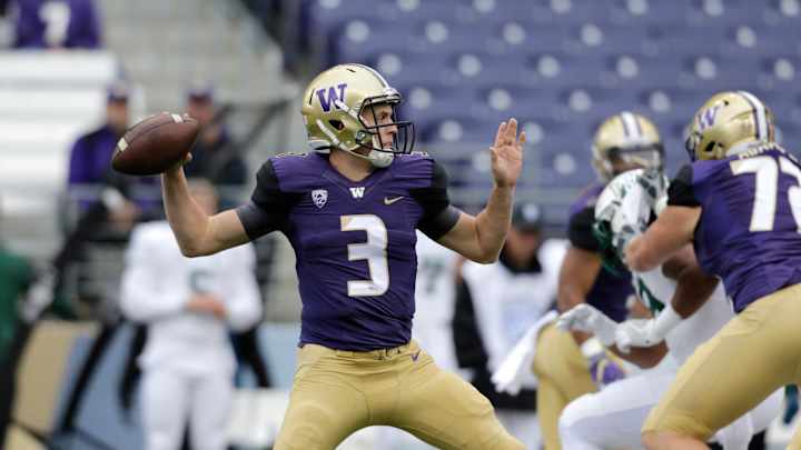 It's been easy for No. 9 Washington heading into Pac-12 play It's been easy for No. 9 Washington heading into Pac-12 play