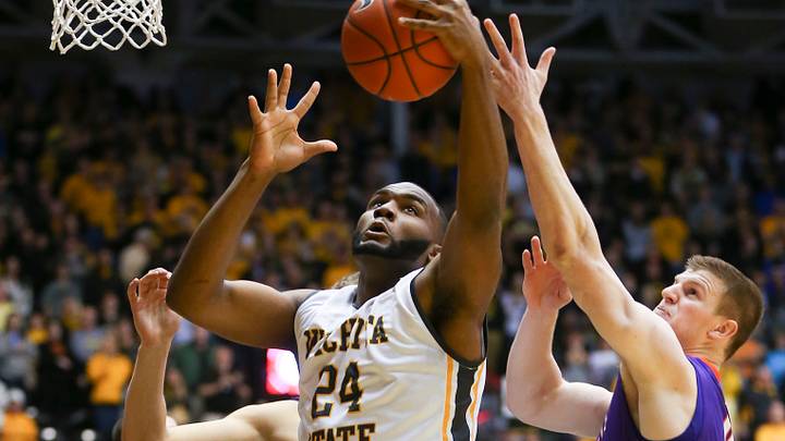 Wichita State holds off Evansville 67-64 Wichita State holds off Evansville 67-64