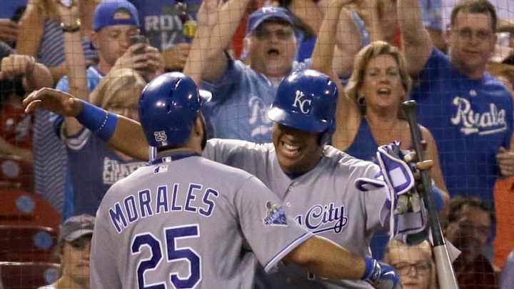 Kendrys Morales leads Royals to 4-2 win over Cardinals