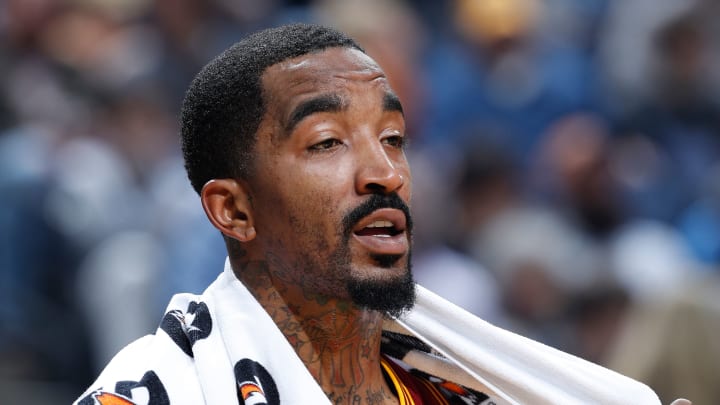 Cavs’ J.R. Smith out 12–14 weeks after thumb surgery Cavs’ J.R. Smith out 12–14 weeks after thumb surgery