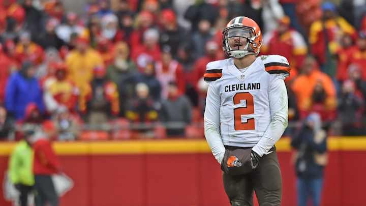 Johnny Manziel apologizes to fans, says he’ll be back