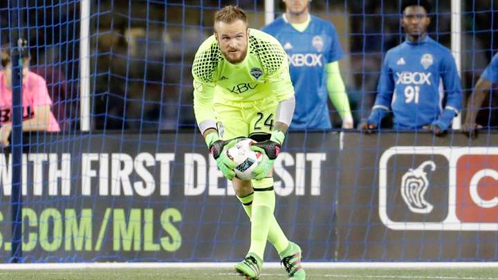 Watch: Sounders keeper’s brutal blunder leads to Real Salt Lake goal Watch: Sounders keeper’s brutal blunder leads to Real Salt Lake goal
