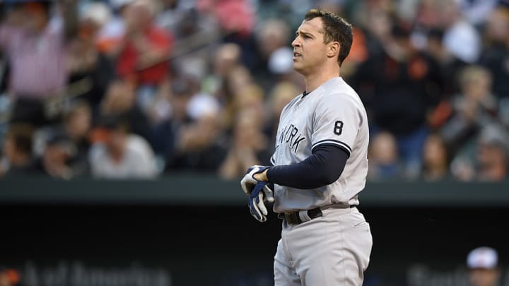 Yankees first baseman Mark Teixeira (knee) placed on DL