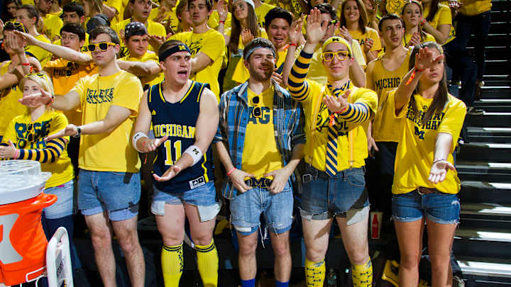 Four-star shooting guard Jordan Poole commits to Michigan Four-star shooting guard Jordan Poole commits to Michigan