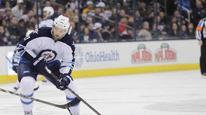 Red Wings sign Tangradi to 1-year deal