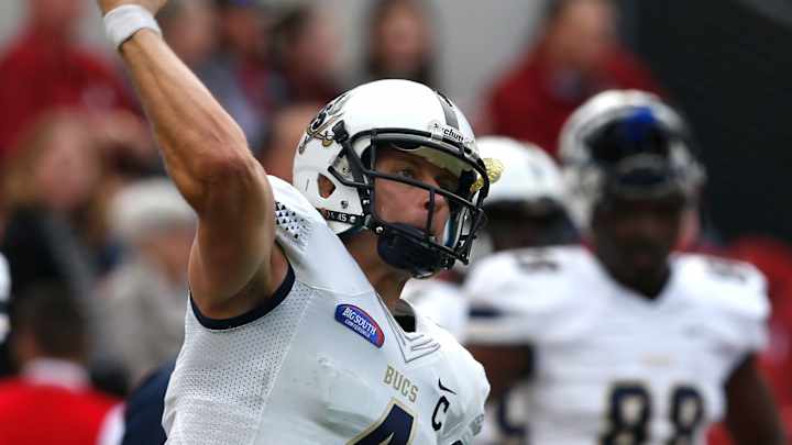 Jones, Henry help No. 3 Bama top Charleston Southern 56-6