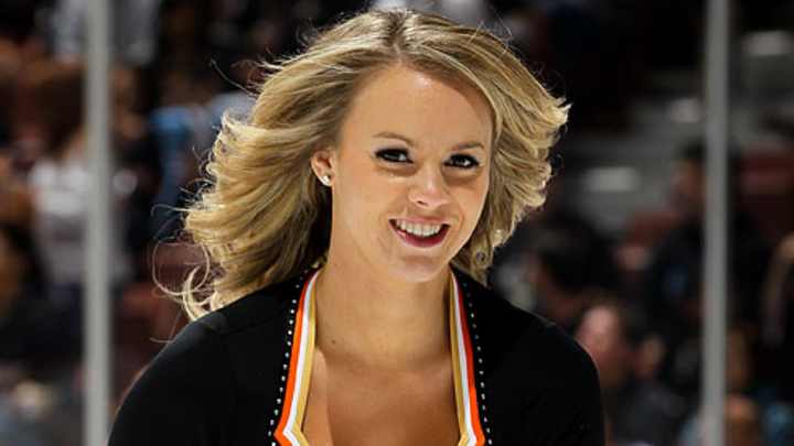 Anaheim Ducks Power Players Ice Girls