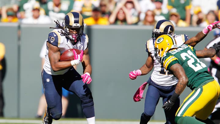 Watch: St. Louis Rams RB Todd Gurley throws Clay Matthews to ground Watch: St. Louis Rams RB Todd Gurley throws Clay Matthews to ground