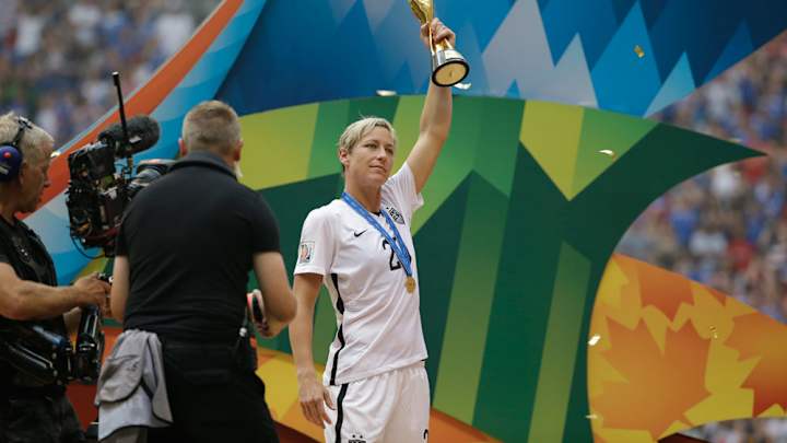 Abby Wambach noncommittal about future with USWNT
