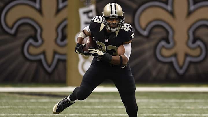 Saints release veteran running back Pierre Thomas