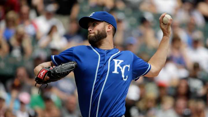 Duffy leads Royals past Sale, White Sox 4-1