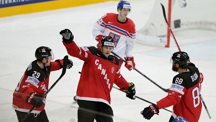 Canada makes final at hockey worlds with 2-0 win over Czechs