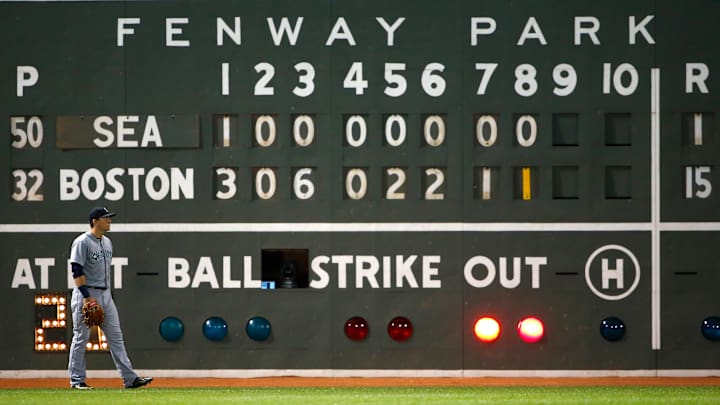 Red Sox post big night for Farrell, beat Mariners 15-1