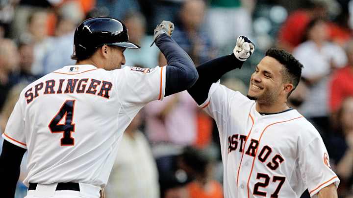Astros win 9th in row, McHugh gets HR help to beat Mariners