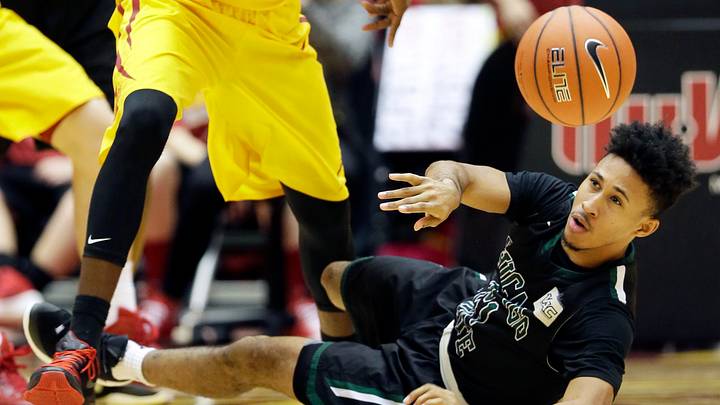 No. 7 Iowa State rolls past Chicago State 106-64 No. 7 Iowa State rolls past Chicago State 106-64