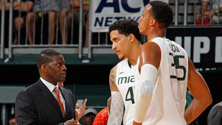 Report: Bowling Green to hire Miami assistant Michael Huger as coach