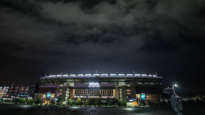 Steelers-Patriots betting odds updated before opener