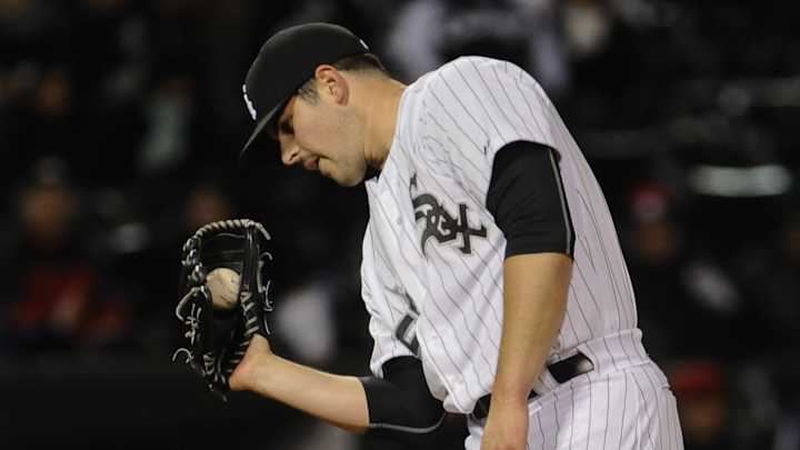 Carlos Carrasco strikes out 8, Indians beat White Sox 6-2 Carlos Carrasco strikes out 8, Indians beat White Sox 6-2