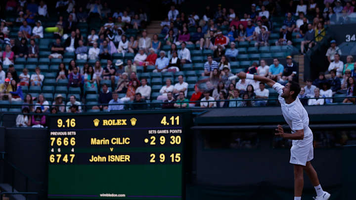 Isner at it again at Wimbledon, tied 10-all in 5th vs. Cilic