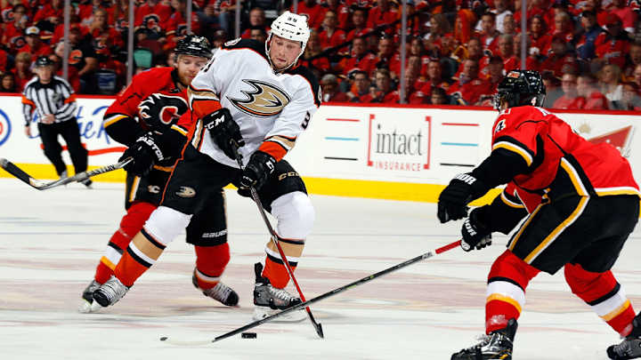 Ducks rebound for Game 4 win over Flames to extend series lead Ducks rebound for Game 4 win over Flames to extend series lead