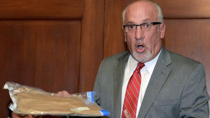 Lawyer for Kane accuser abruptly quits over evidence bag