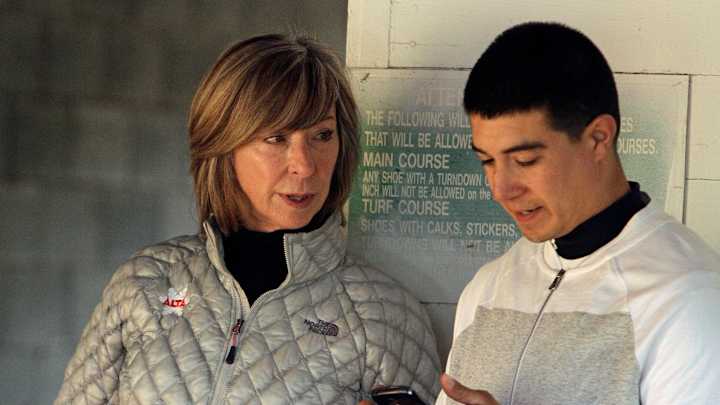 Carla Gaines aims to become 1st Derby-winning woman trainer